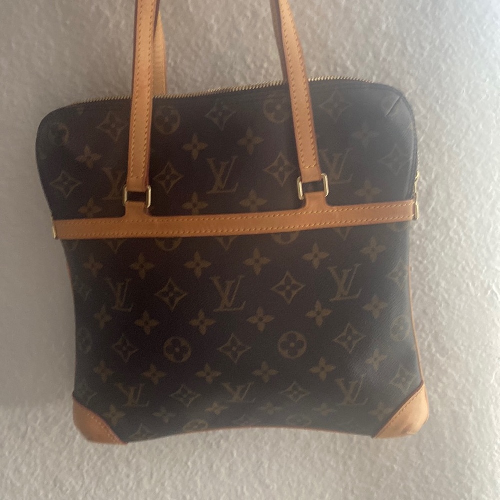 Vintage LV bag in very good condition